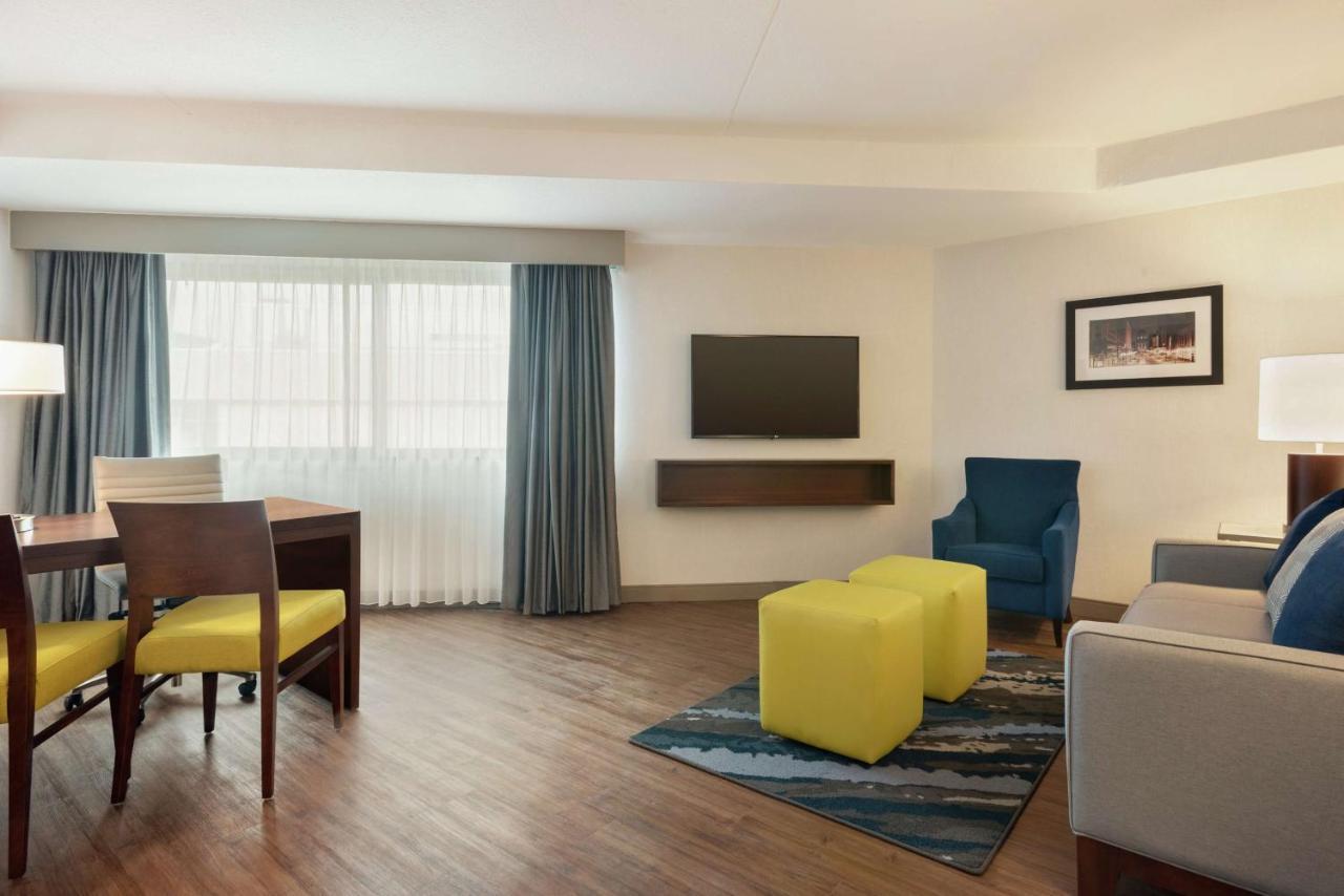 Embassy Suites By Hilton Indianapolis Downtown Exteriér fotografie