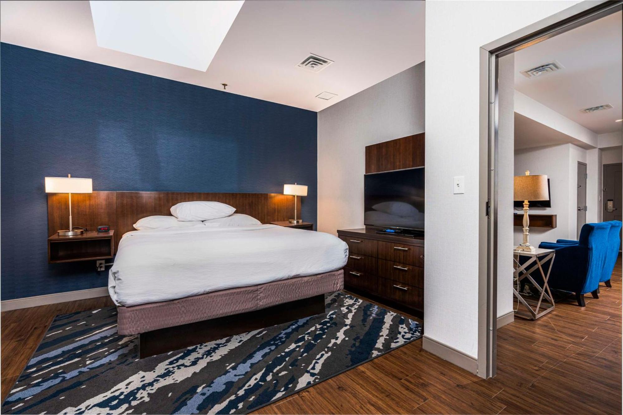 Embassy Suites By Hilton Indianapolis Downtown Exteriér fotografie