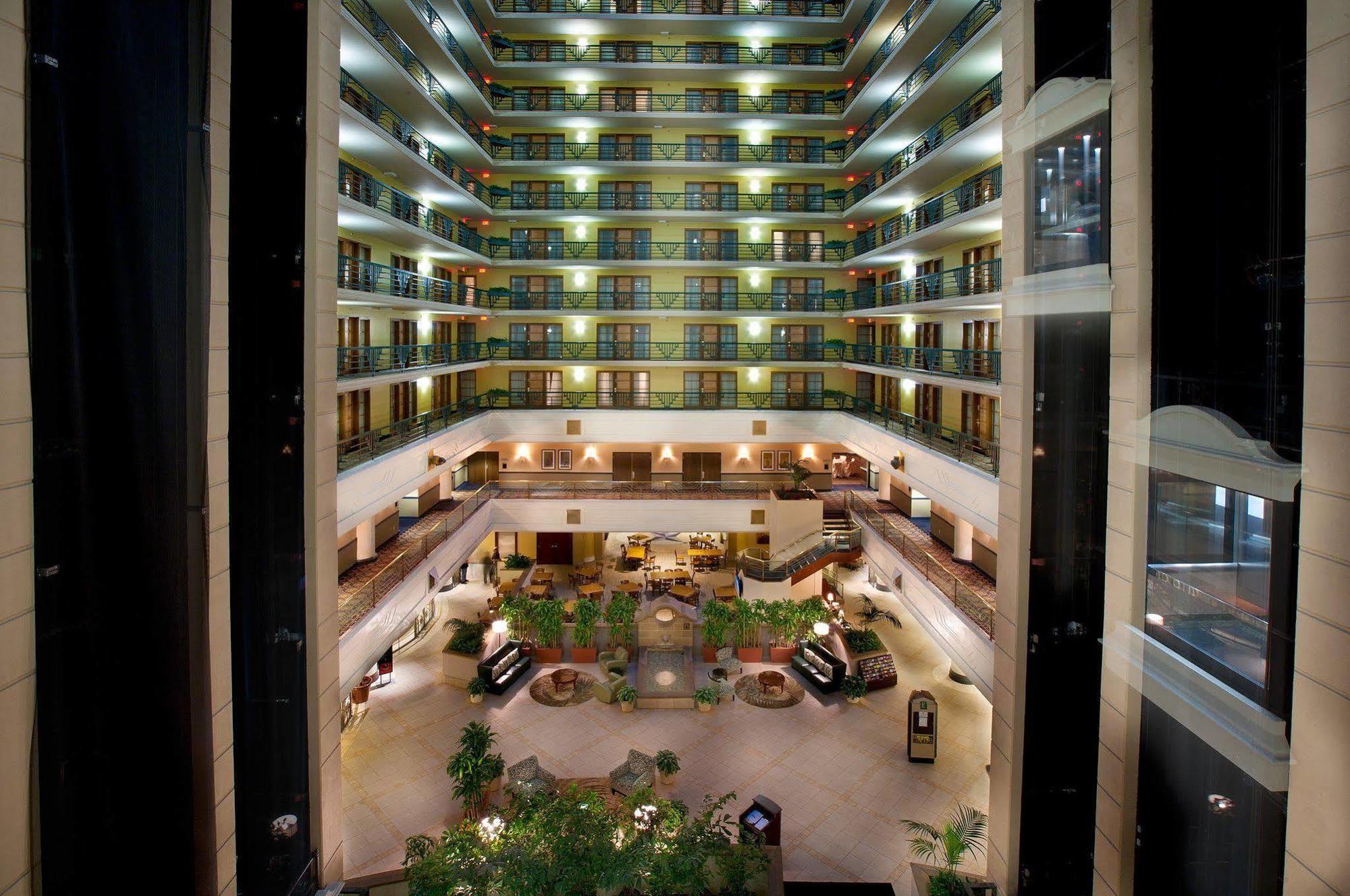 Embassy Suites By Hilton Indianapolis Downtown Interiér fotografie